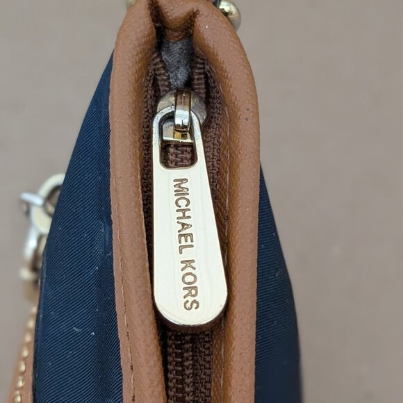 MICHAEL KORS Kempton Nylon Blue Brown Wristlet Pouch Wallet Small Purse . - Picture 7 of 12